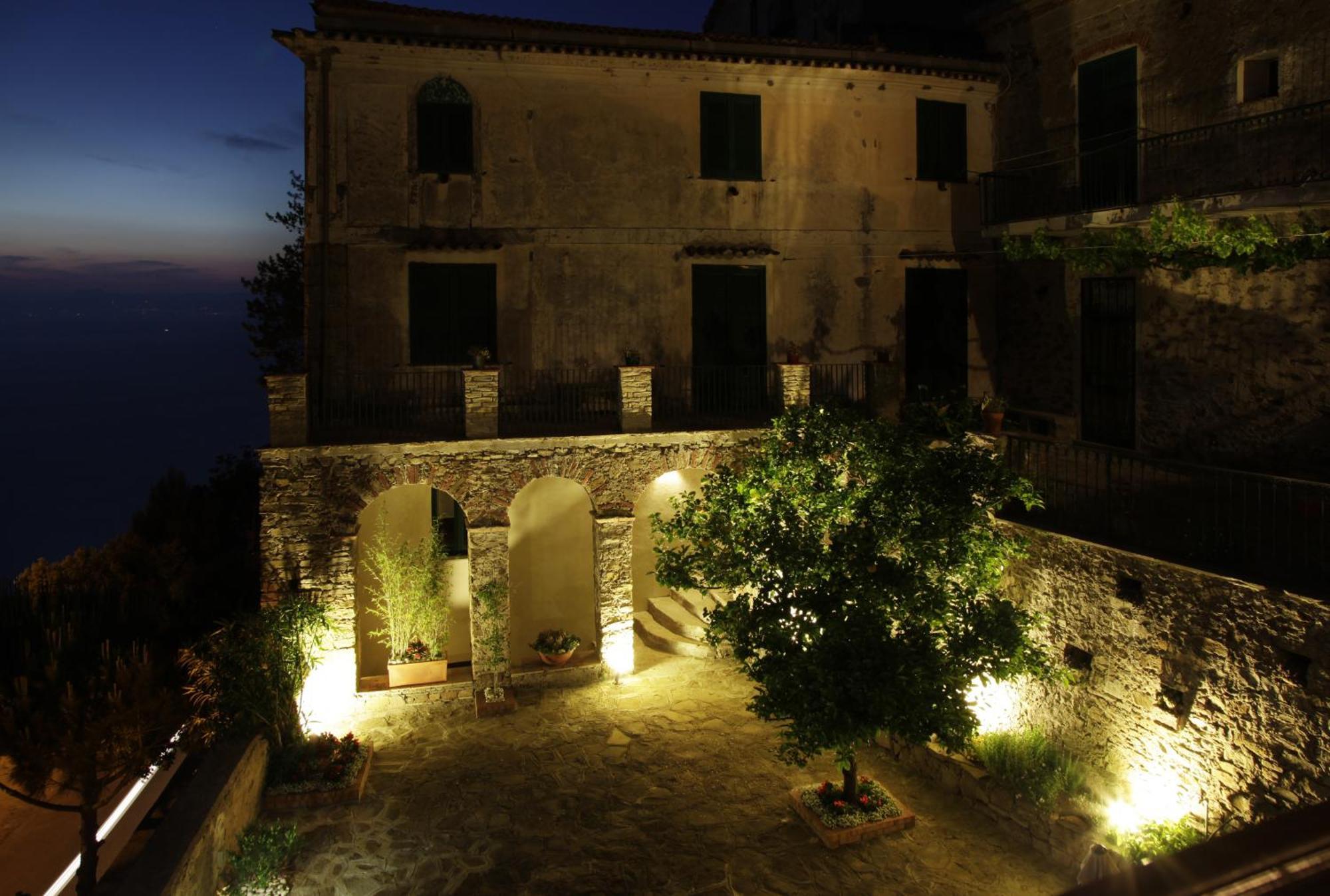 الشقق الفندقية كاستيلاباتيفي  Residenza D'Epoca Tamara المظهر الخارجي الصورة