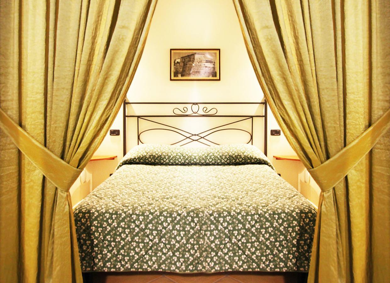 الشقق الفندقية كاستيلاباتيفي  Residenza D'Epoca Tamara المظهر الخارجي الصورة